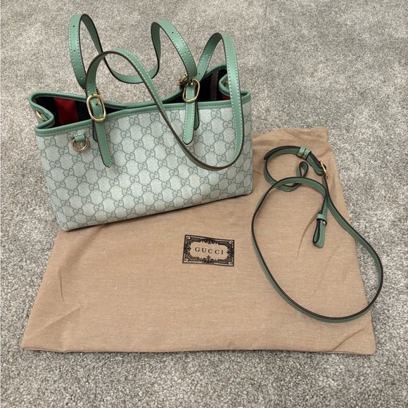 Gucci GG supreme emblem small tote bag - Picture 1 of 3